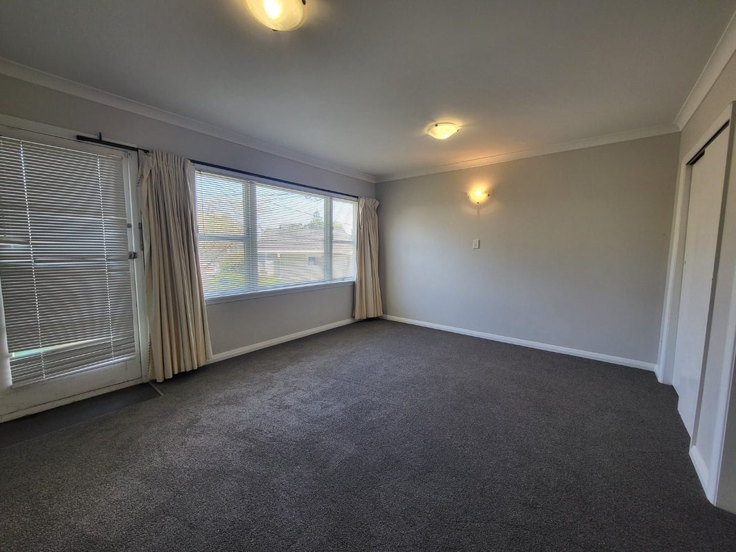 19 Baffin Grove, Kingston, Wellington - Carousel 2
