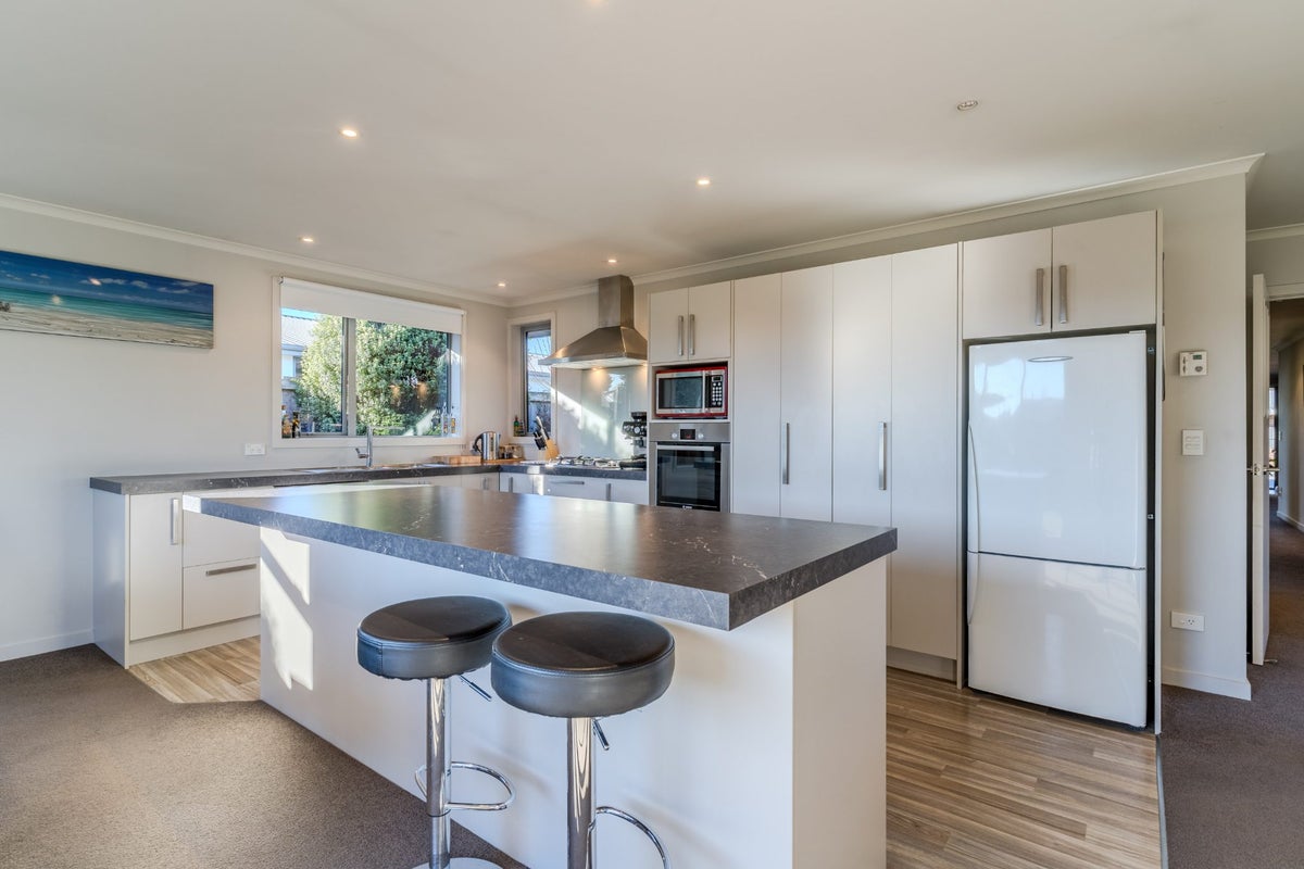 14 William James Close, Mosgiel, Mosgiel - Carousel 2