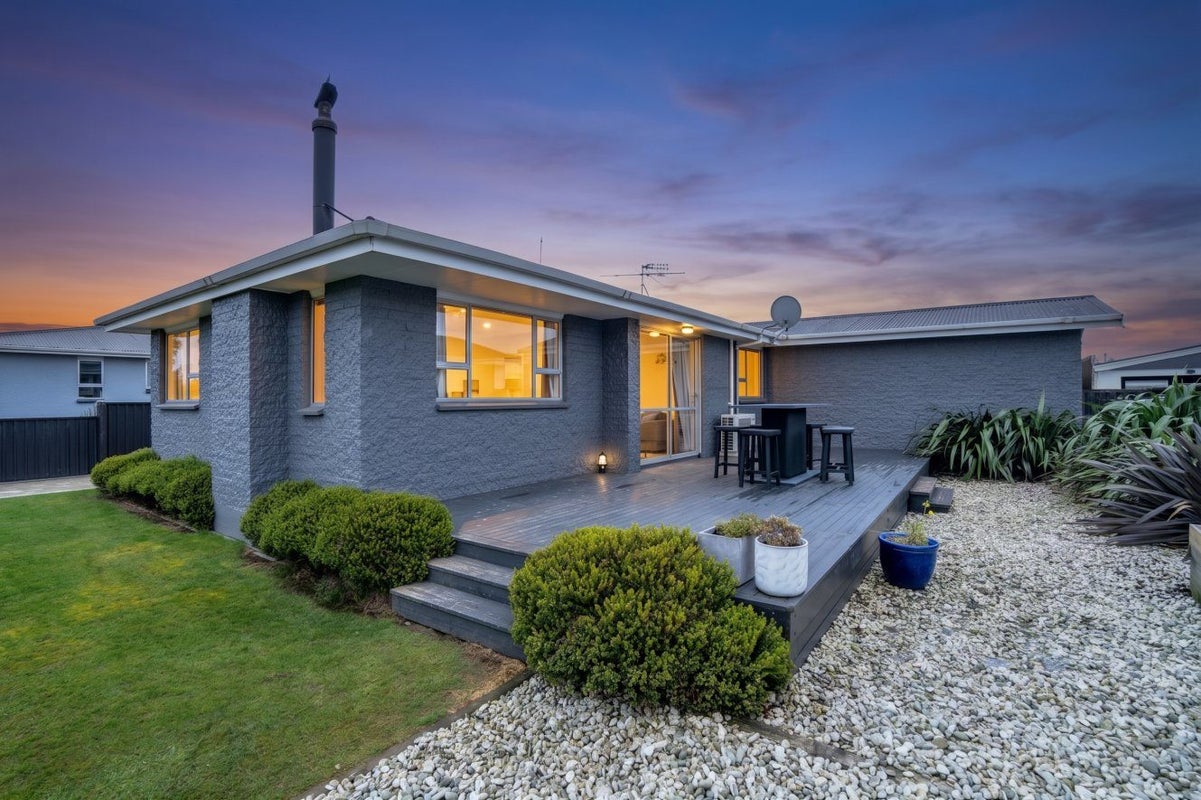 16 Baxter Street, Grasmere, Invercargill - Carousel 32