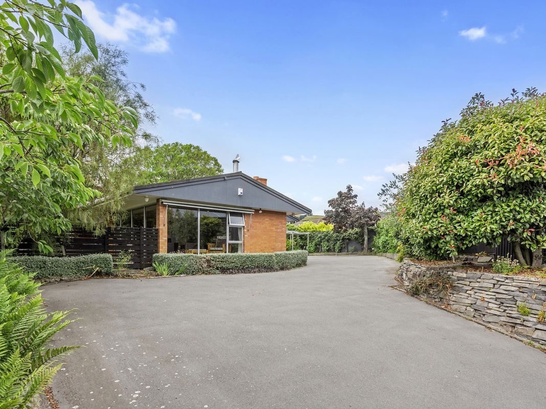 239 Fifield Terrace, Opawa, Christchurch - Carousel 1