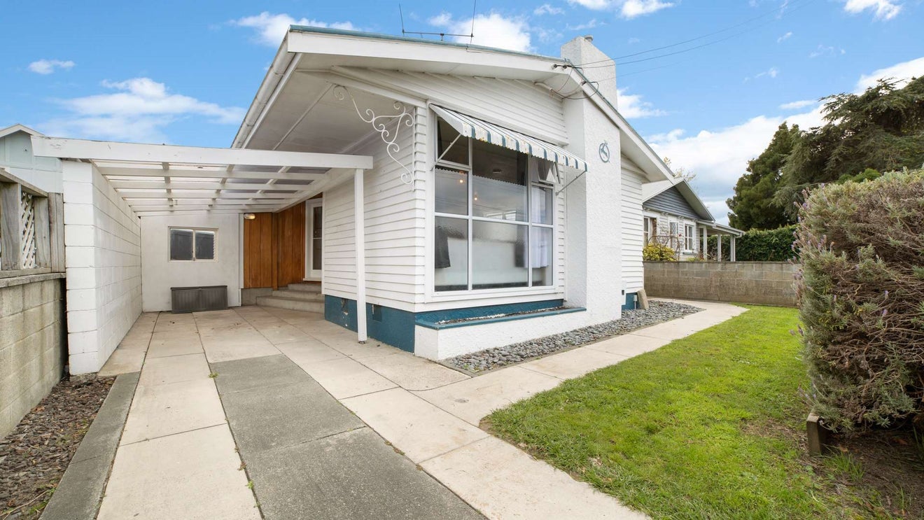 54 Harris Street, Kaiti, Gisborne - Carousel 1