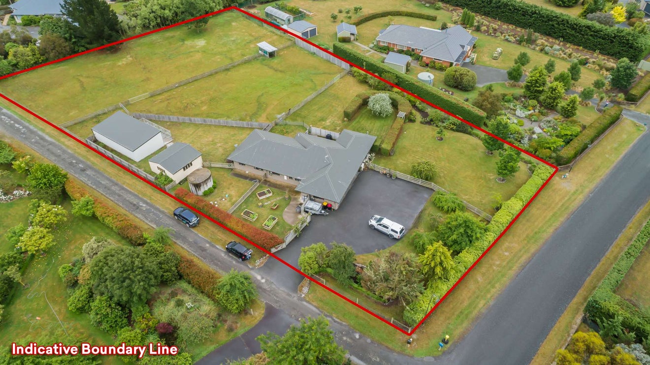 12 Wetherfield Lane, Swannanoa, Kaiapoi - Carousel 1
