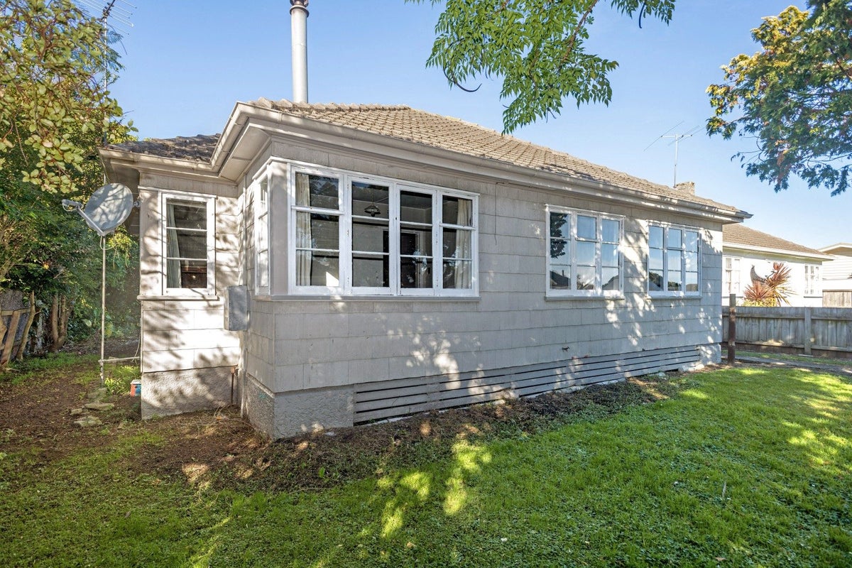 2 Abbott Street, Te Hapara, Gisborne - Carousel 16