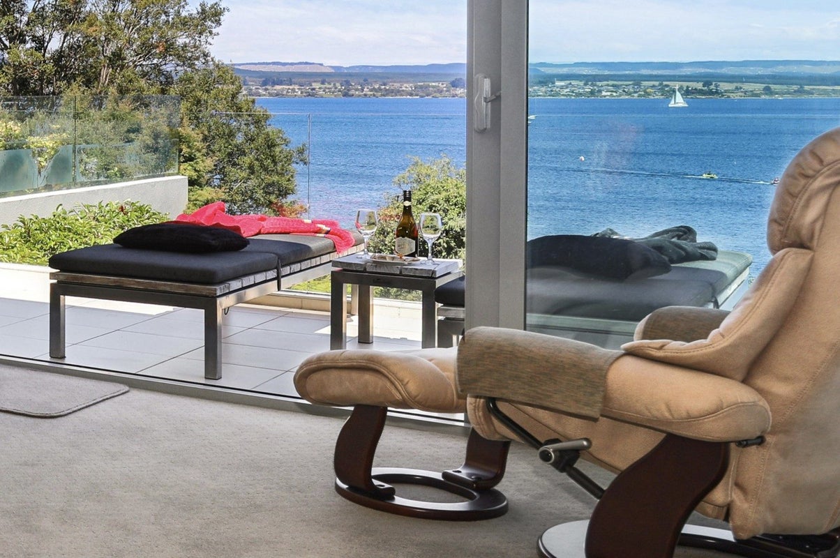 1/852 Wily Terrace, Acacia Bay, Taupo - Carousel 2