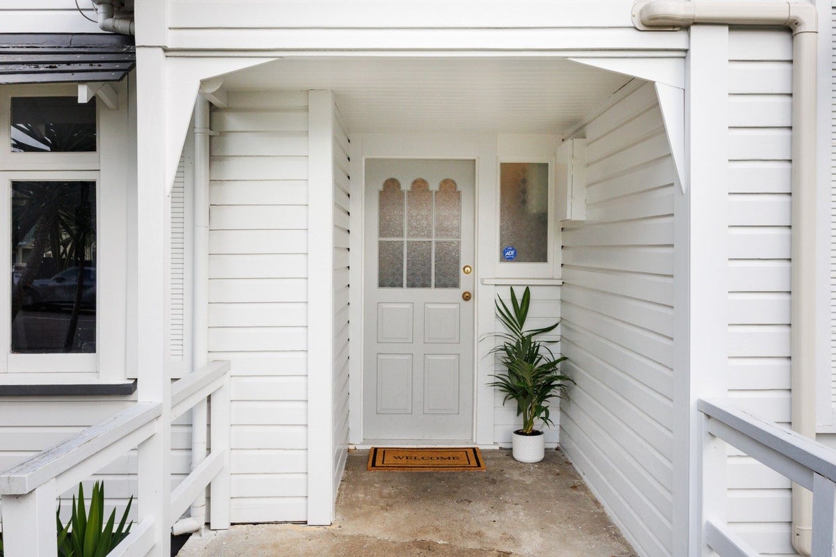 22 Shamrock Street, Takaro, Palmerston North - Carousel 2