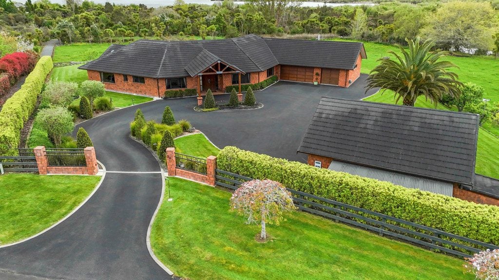 56 Pheasant Close, Rotokauri, Hamilton - Carousel 1