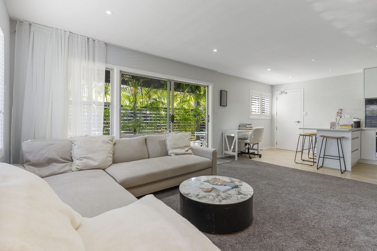 1/73B Rukutai Street, Orakei, Auckland - Carousel 1
