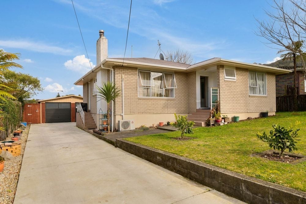 3 Bell Road, Western Heights, Rotorua - Carousel 1