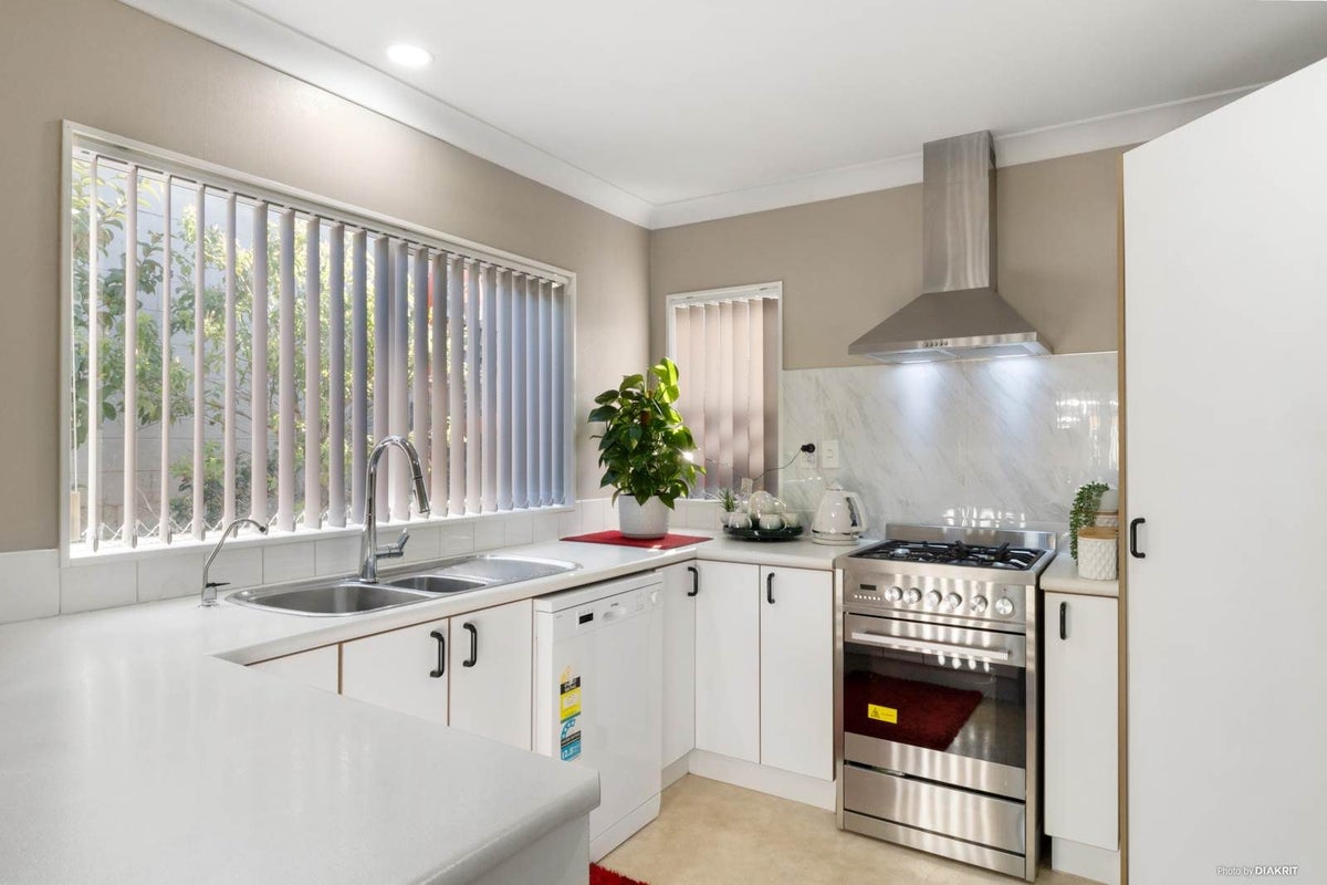 33B Maich Road, Manurewa, Auckland - Carousel 2
