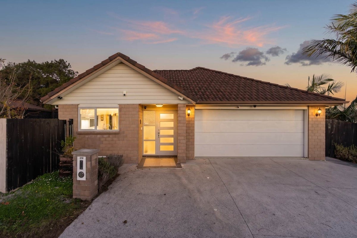89 Rangeview Road, Sunnyvale, Auckland - Carousel 2