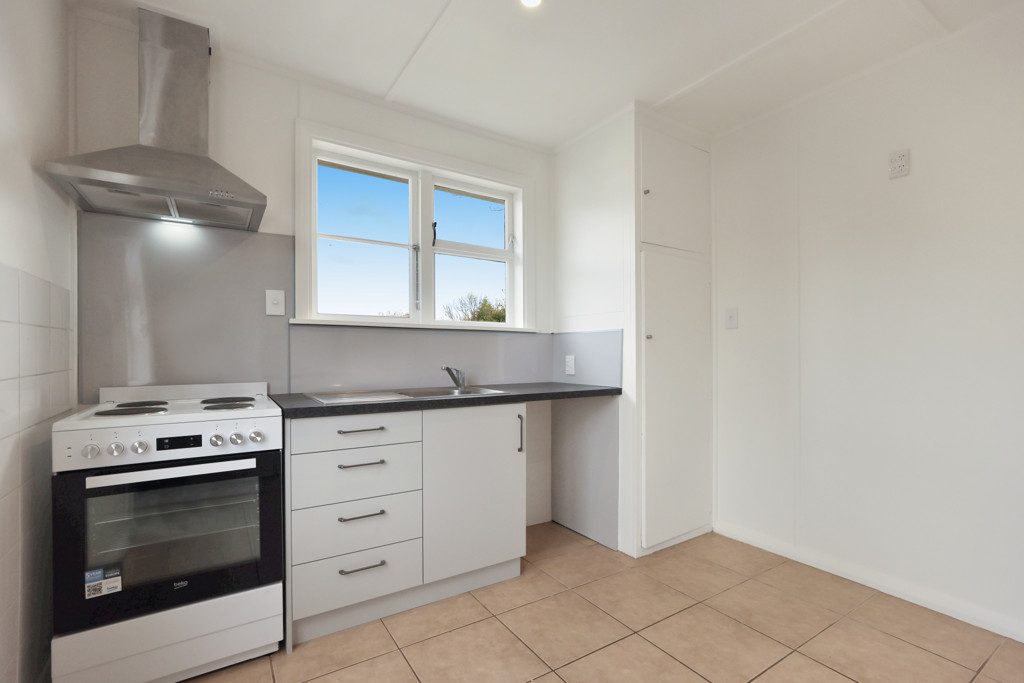 5 Tucker Street, Allenton, Ashburton - Carousel 2