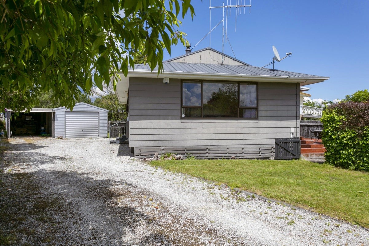 6 Holland Grove, Richmond Heights, Taupo - Carousel 2