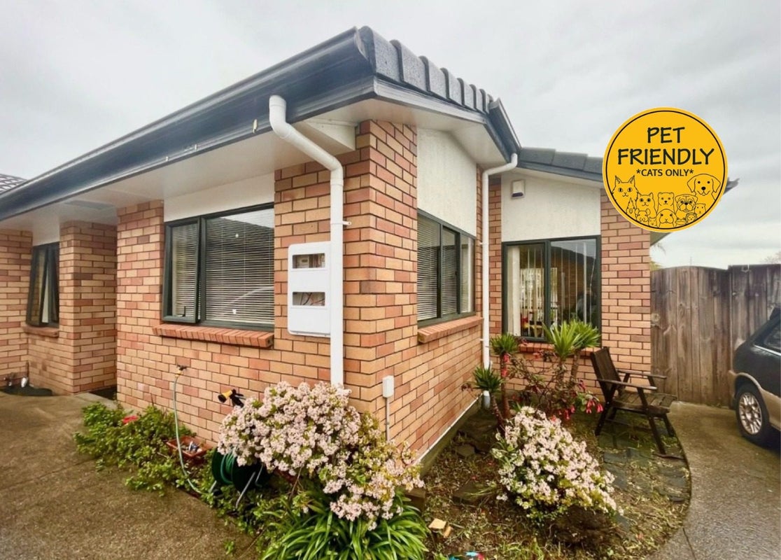 25 Innisowen Place, Flat Bush, Auckland - Carousel 1
