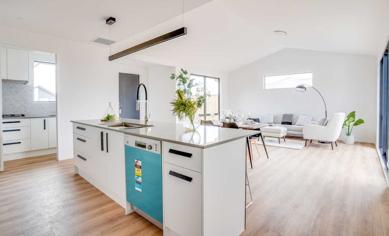 46 Whitburn Avenue, Halswell, Christchurch - Carousel 1