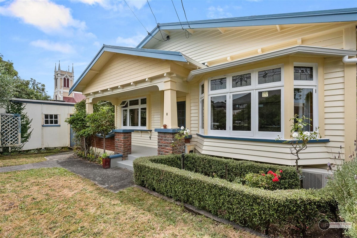 8 Britannia Street, Petone, Lower Hutt - Carousel 1