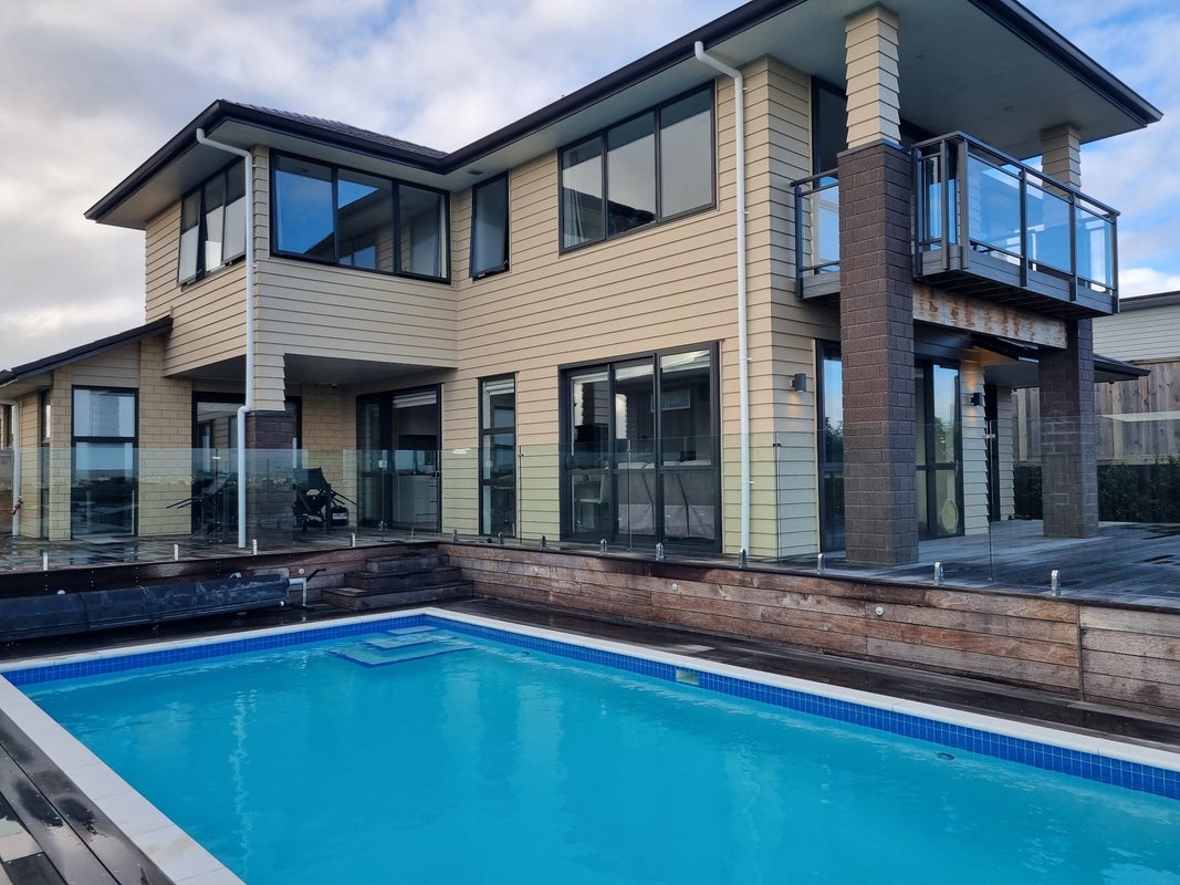 28 Karo Road, Beachlands, Auckland - Carousel 1
