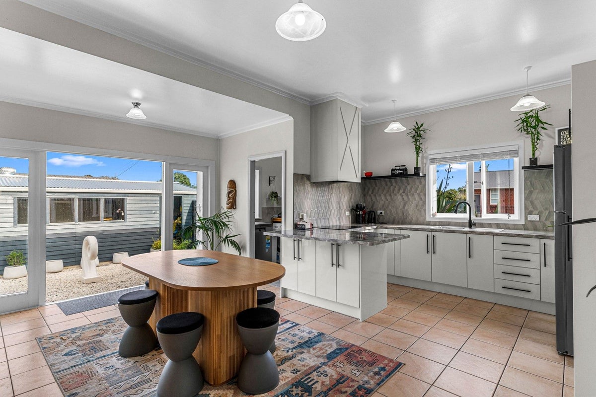 41 Jervois Street, Dargaville - Carousel 2