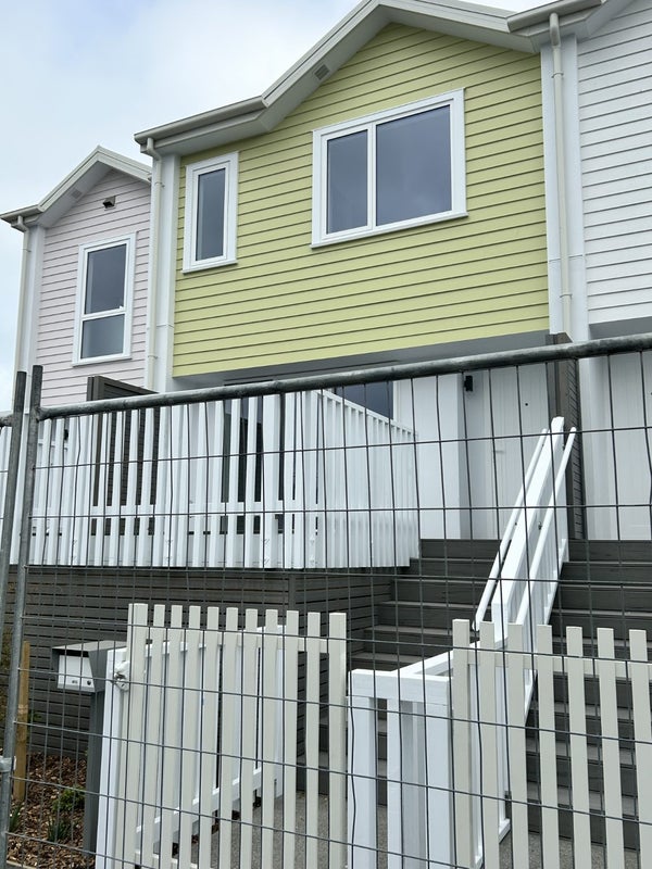 2/27 Beresford Street, New Brighton, Christchurch - Carousel 1