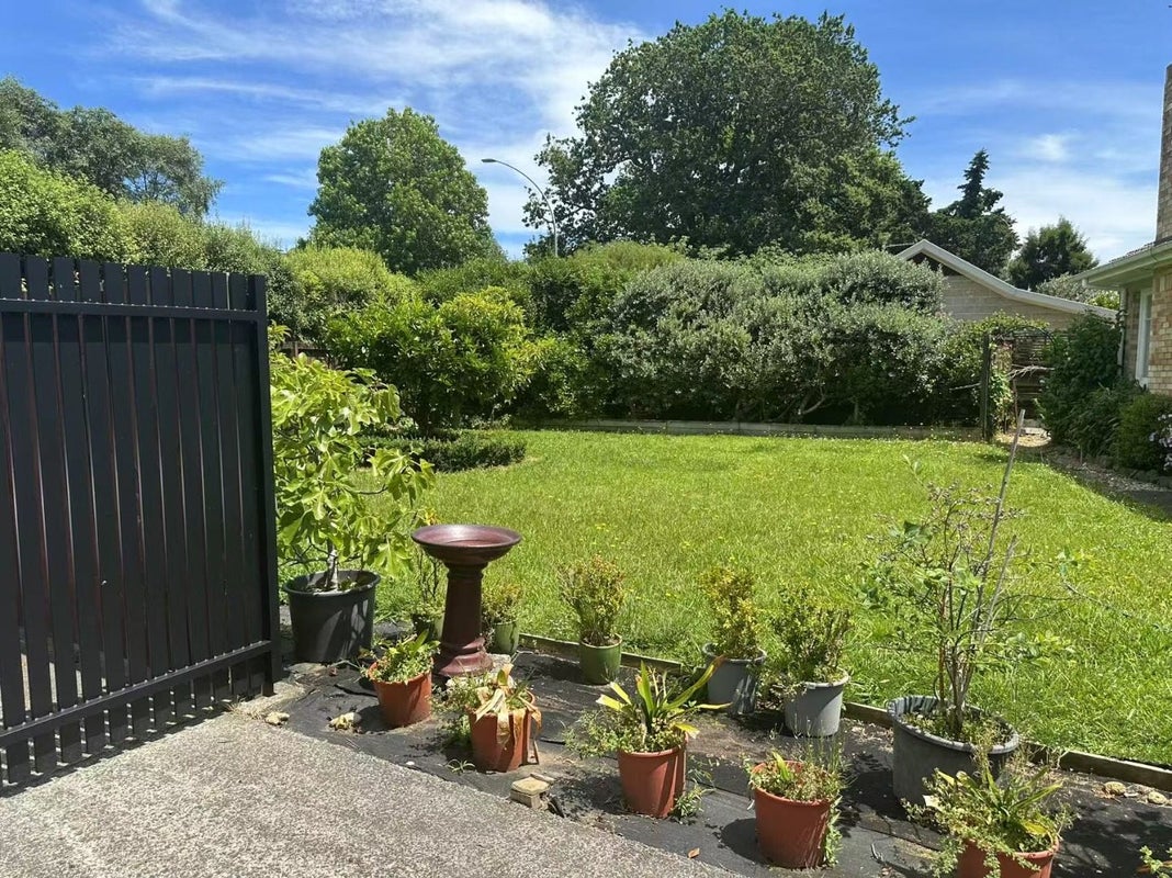 1/214 Hukanui Road, Chartwell, Hamilton - Carousel 16