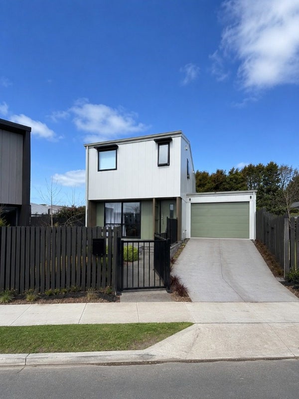 25 Cessna Crescent, Mangere, Auckland - Carousel 2