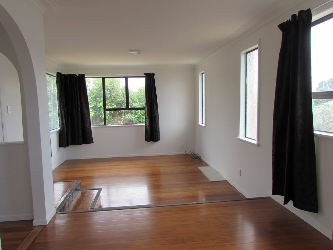 17 Blease Street, New Lynn, Auckland - Carousel 2