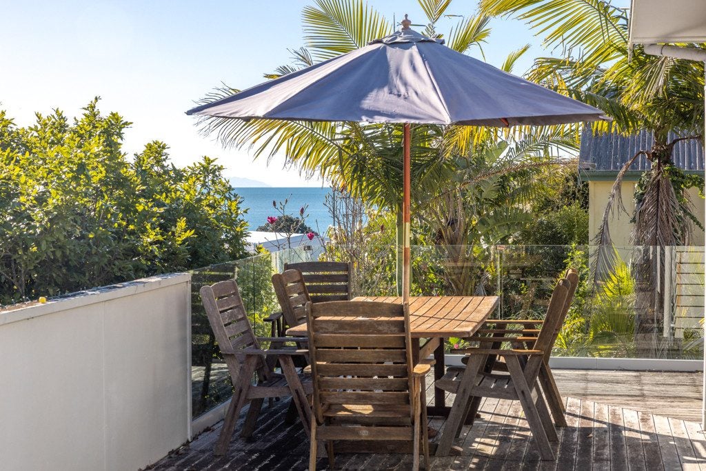 16 Miro Road, Palm Beach, Waiheke Island - Carousel 1
