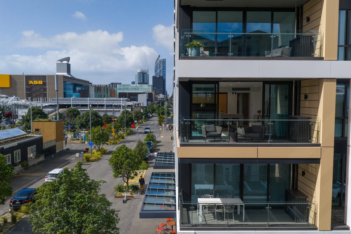 210/155 Beaumont Street, Auckland Central, Auckland - Carousel 1