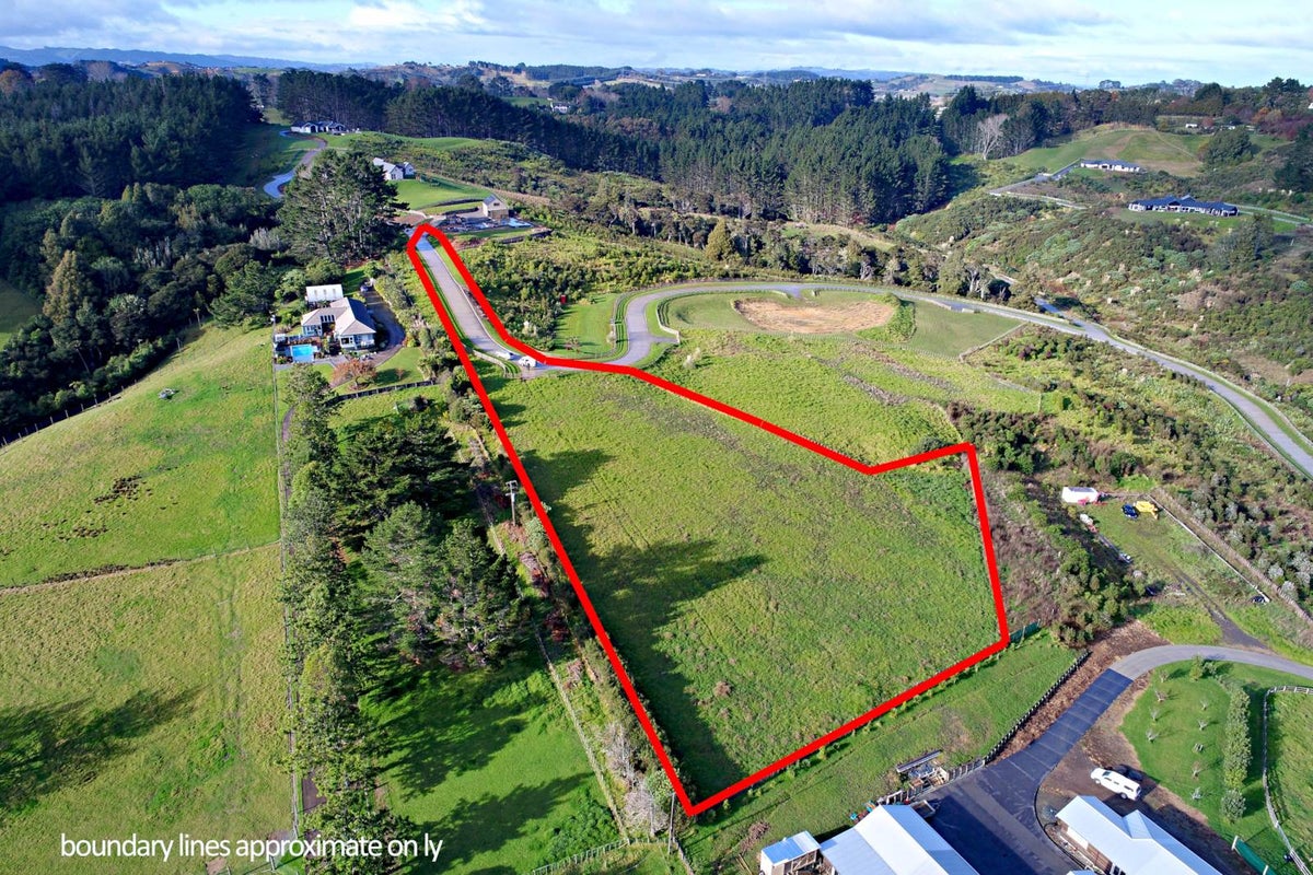 52 Riordan Lane, Manurewa - Carousel 1
