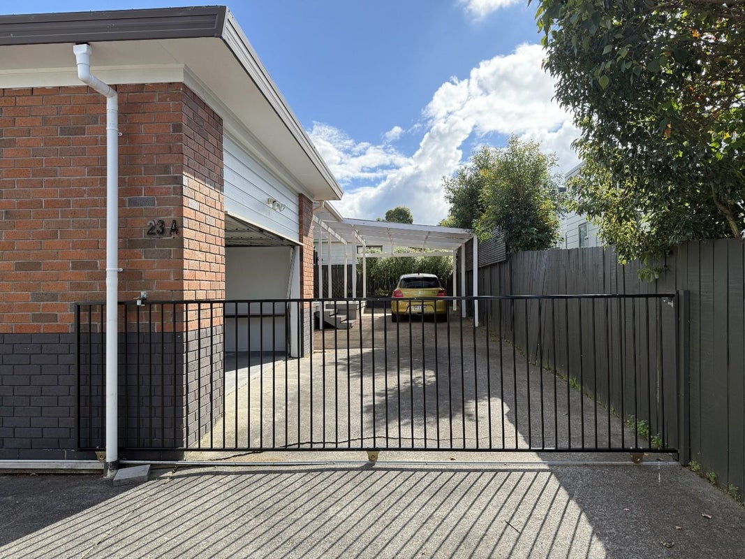 23A Montrose Street, Point Chevalier, Auckland - Carousel 1