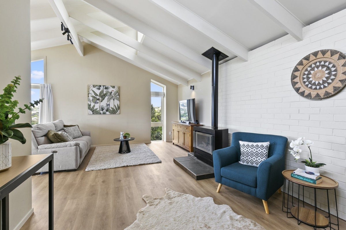 56 Monaghan Avenue, Karori, Wellington - Carousel 2