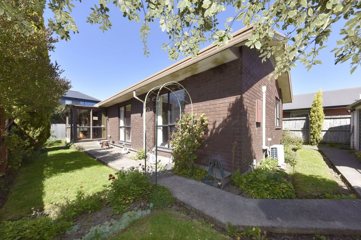 2/16B Ward Street, Addington, Christchurch - Carousel 1