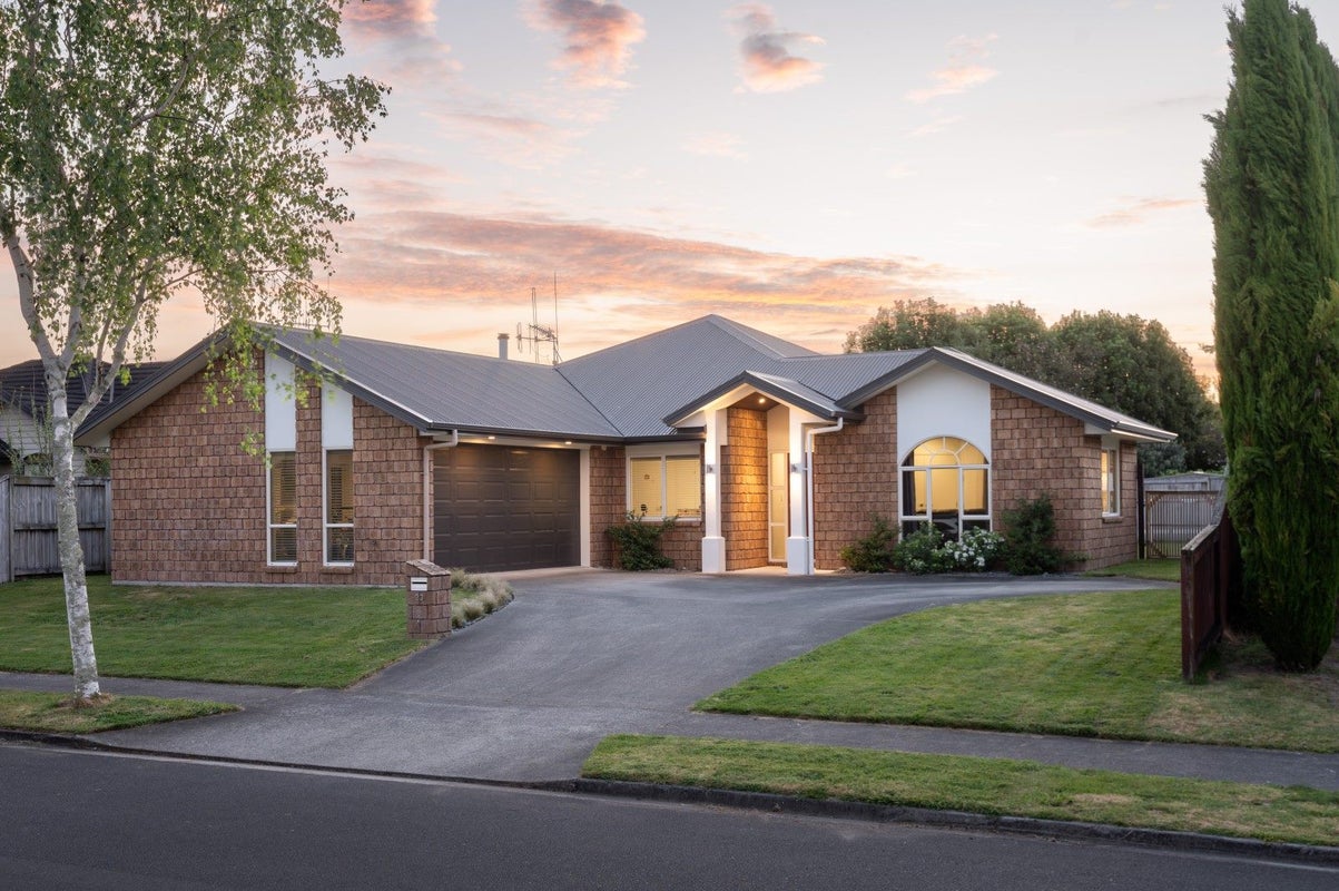 23 Hawkridge Rise, Huntington, Hamilton - Carousel 1