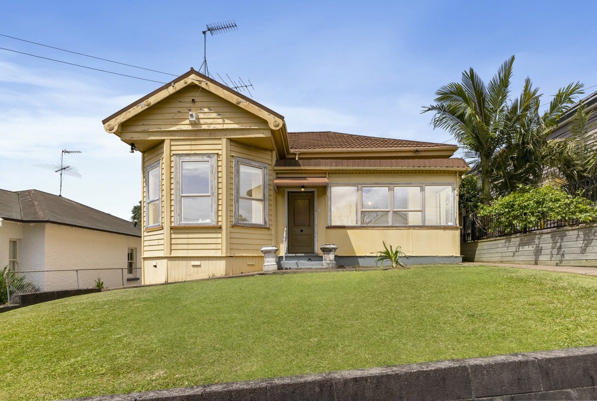 13 Tutanekai Street, Grey Lynn, Auckland - Carousel 1