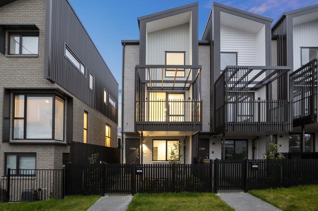 1/30A Westgate Drive, Westgate, Auckland - Carousel 1