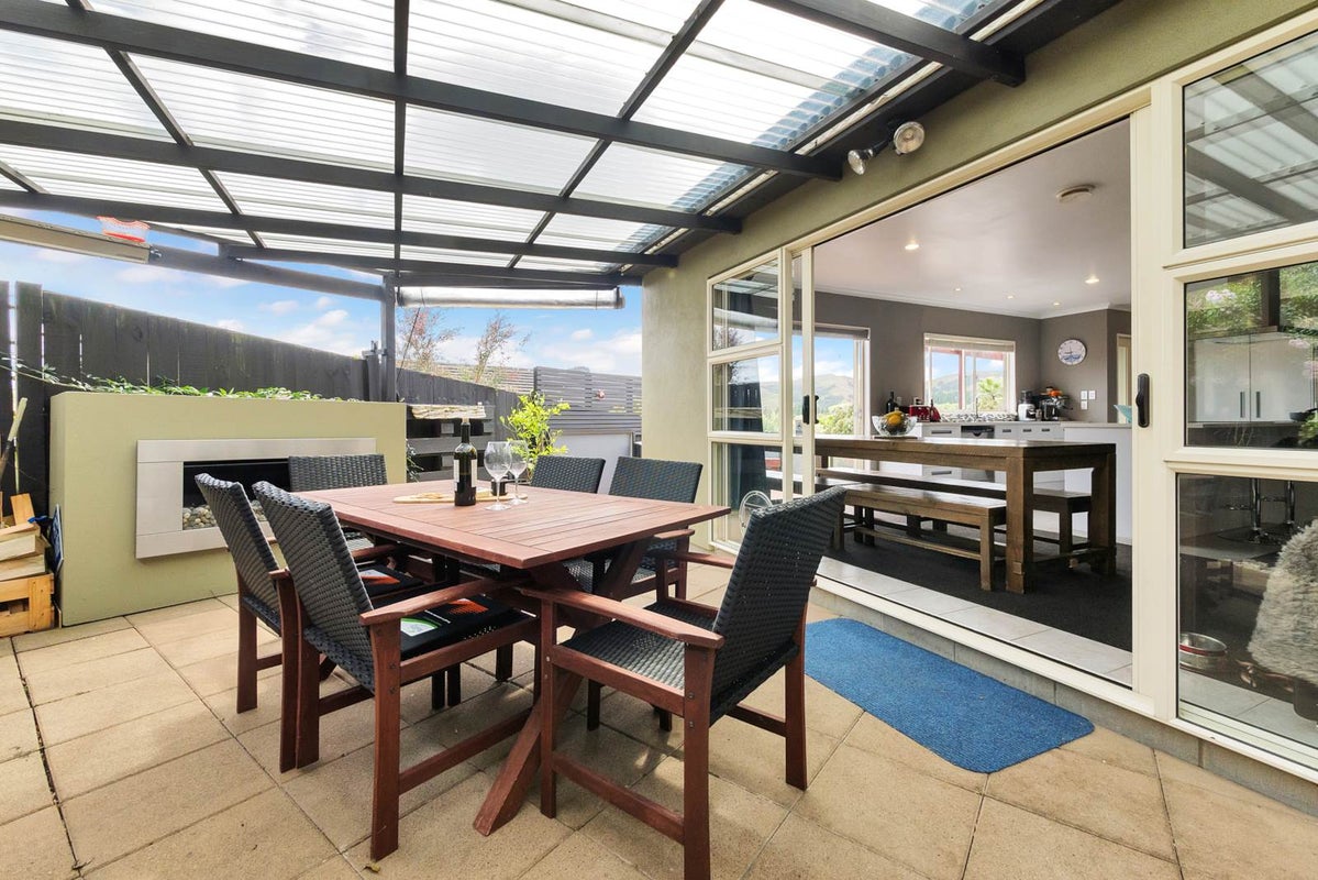 18 Cabeleigh Drive, Helensville, Helensville - Carousel 21