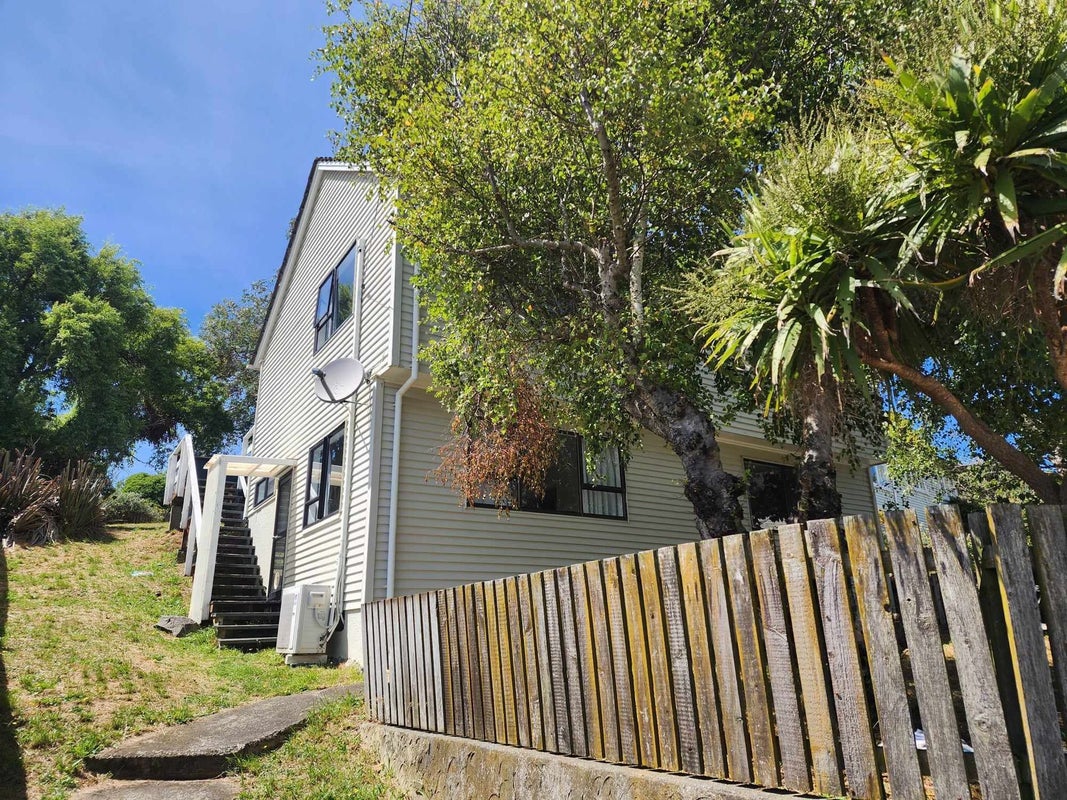 13 Martin Street, Ranui, Porirua - Carousel 1