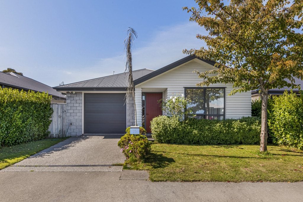 25 George West Square, Wigram, Christchurch - Carousel 1