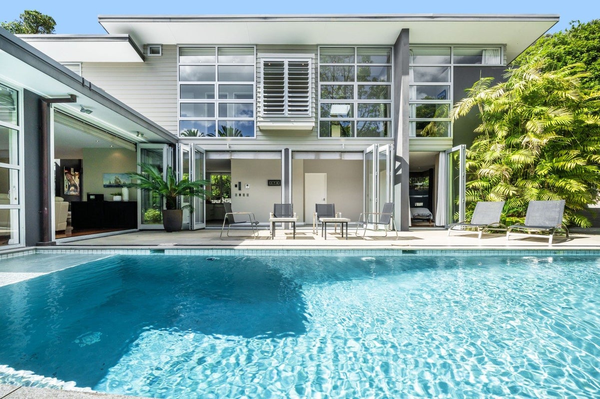 51 Fern Road, ST HELIERS, AUCKLAND - Carousel 1