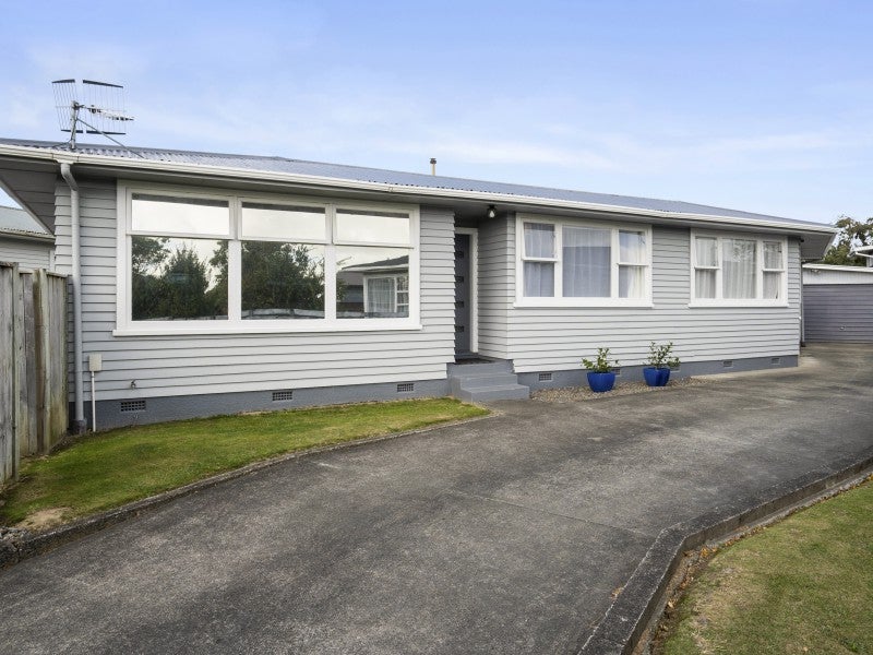 34 Holdsworth Avenue, Milson, Palmerston North - Carousel 2