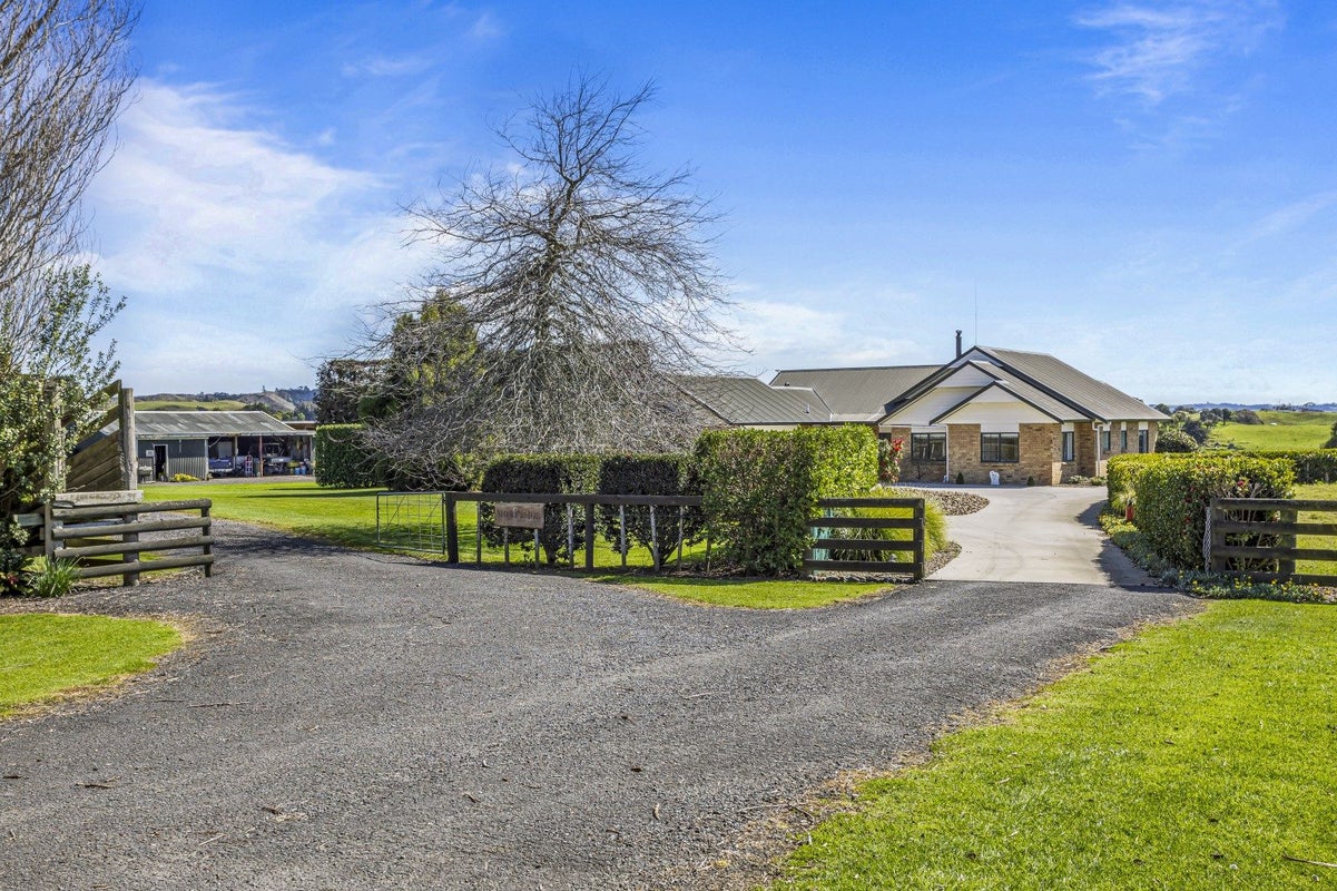 105 Mairetahi Road, South Head, Helensville - Carousel 1