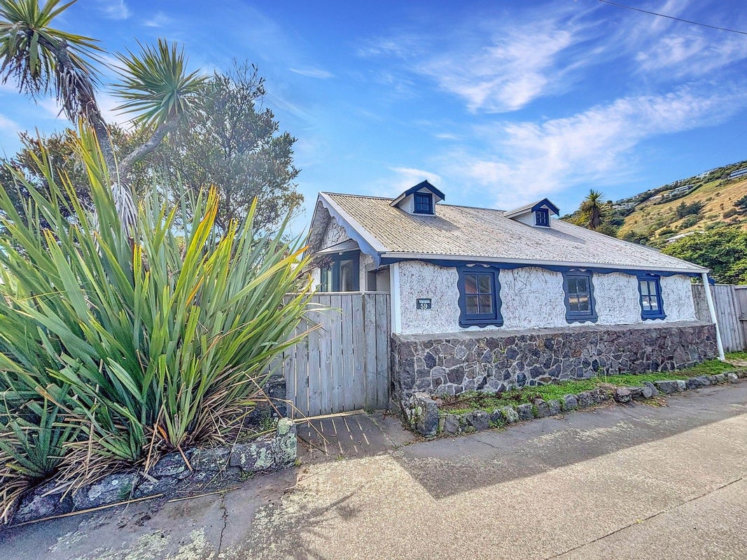 59 Colenso Street, Sumner, Christchurch - Carousel 1