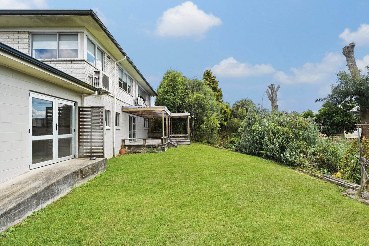 31 Ellicott Road, Nawton, Hamilton - Carousel 25
