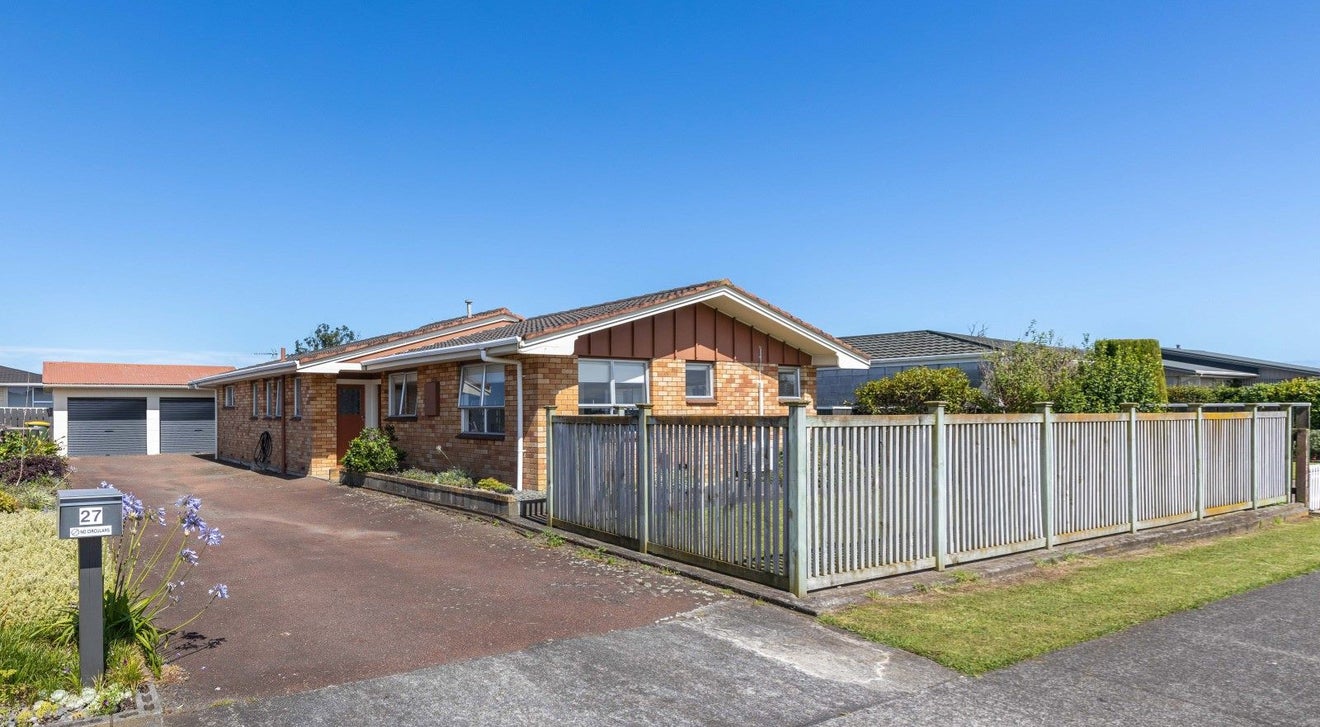 27 Mangati Road, Bell Block, New Plymouth - Carousel 1