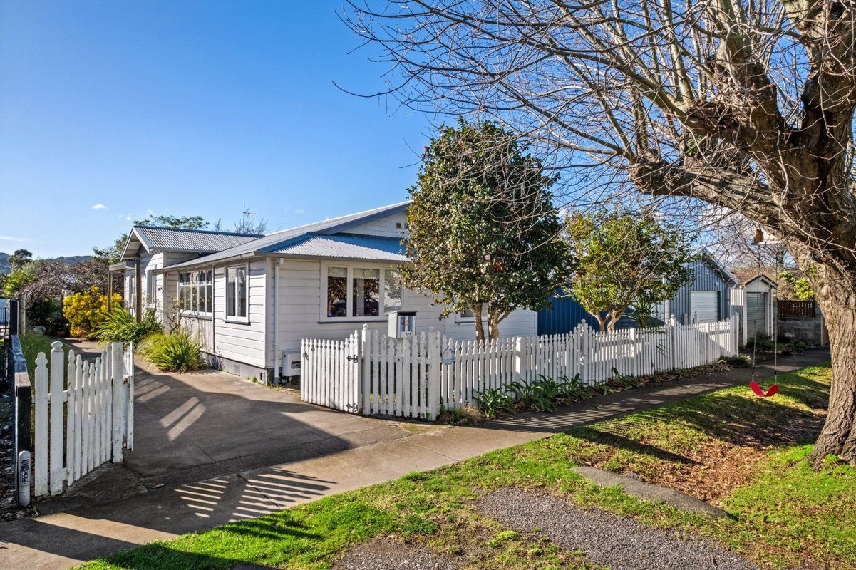 34 Rawiri Street, Kaiti, Gisborne - Carousel 1