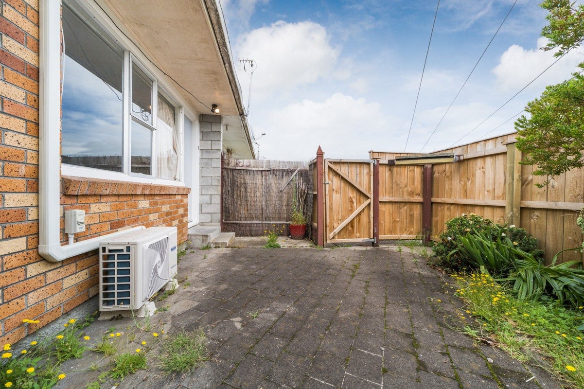 3/84 Linton Street, West End, Palmerston North - Carousel 17