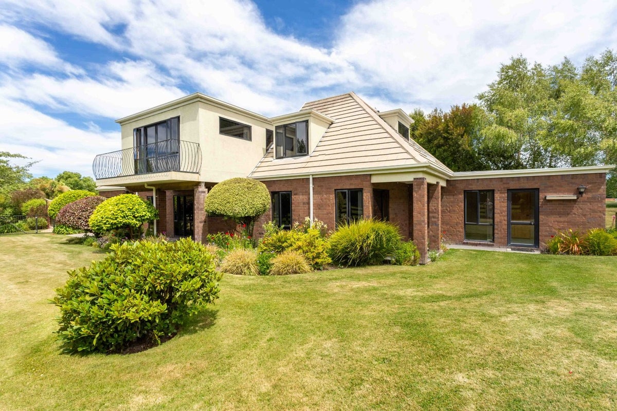 15 Guys Road, Yaldhurst, Christchurch - Carousel 1