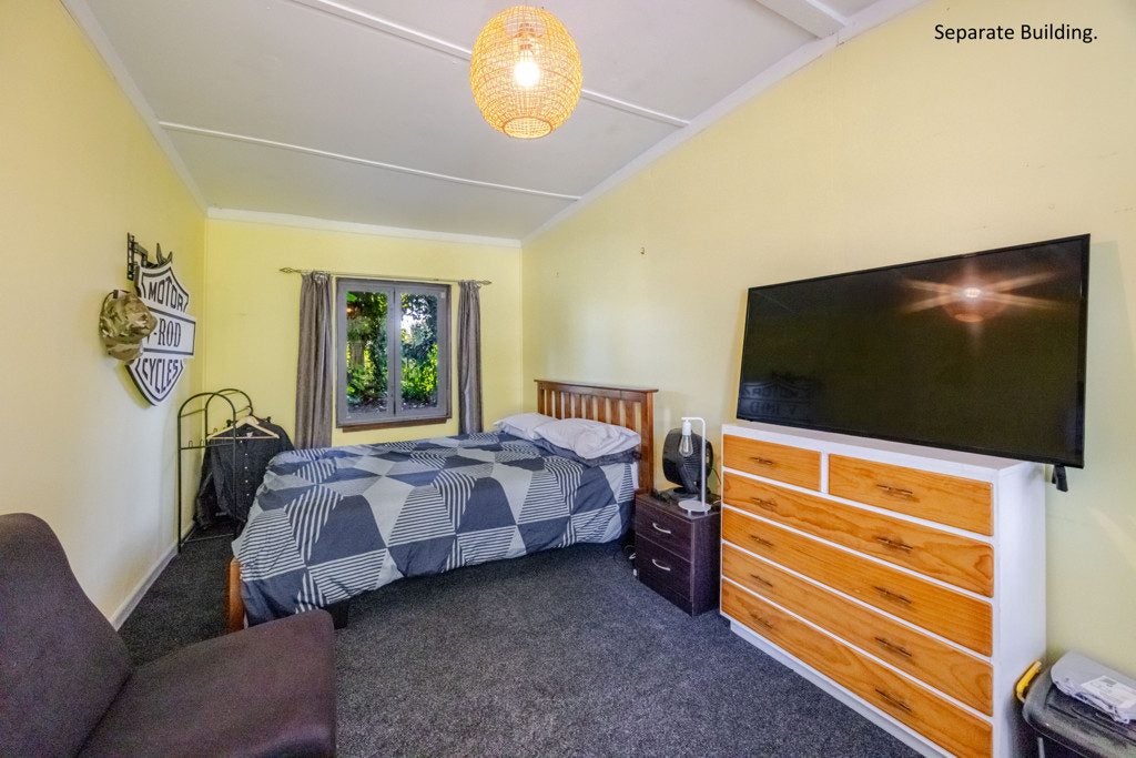 812 Copeland Road, Akina, Hastings - Carousel 18