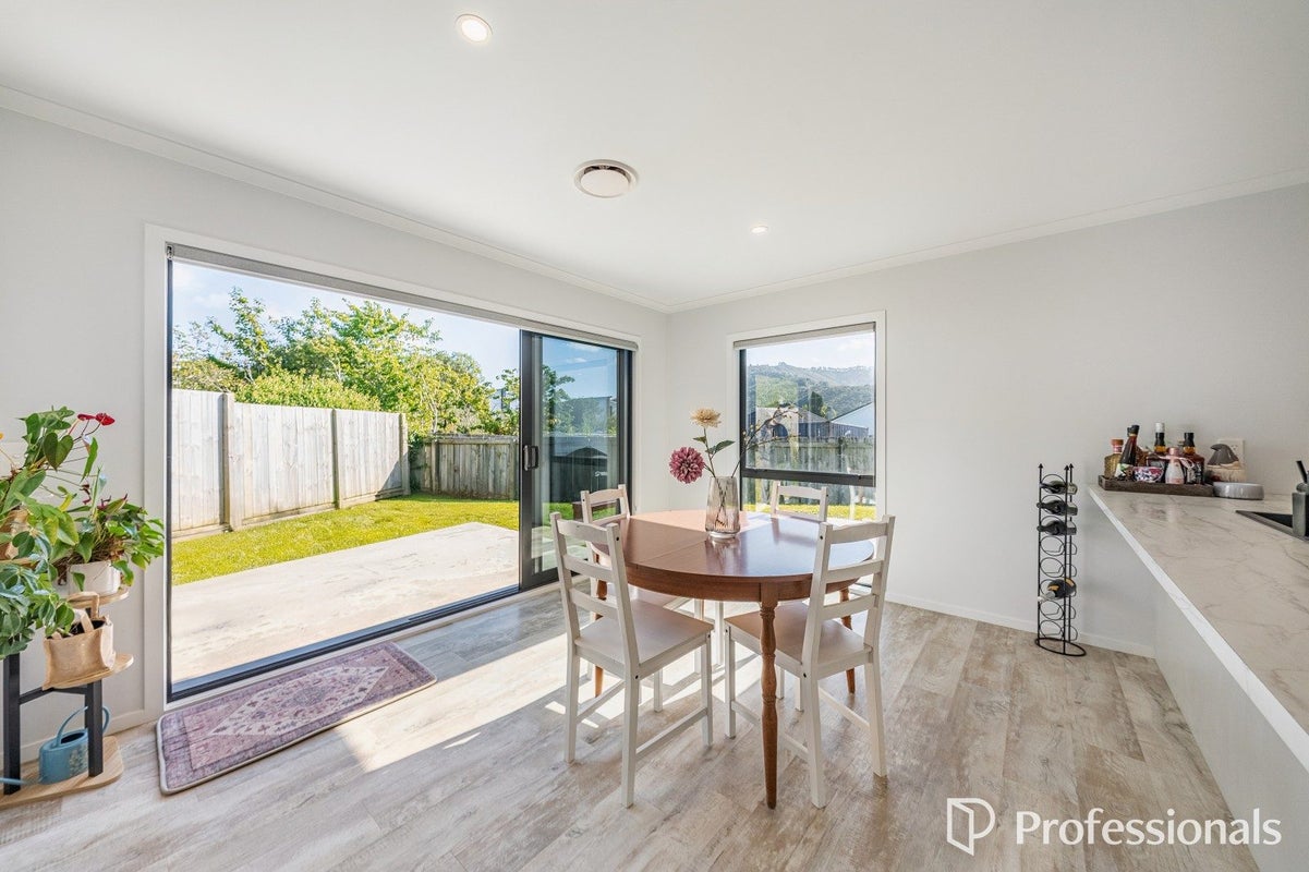 16A Sharpe Crescent, Wainuiomata, Lower Hutt - Carousel 28