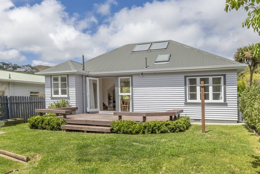 38 Allington Road, Karori, Wellington - Carousel 2