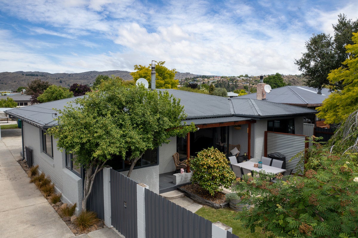 27 Clutha Street, Alexandra, Alexandra - Carousel 1